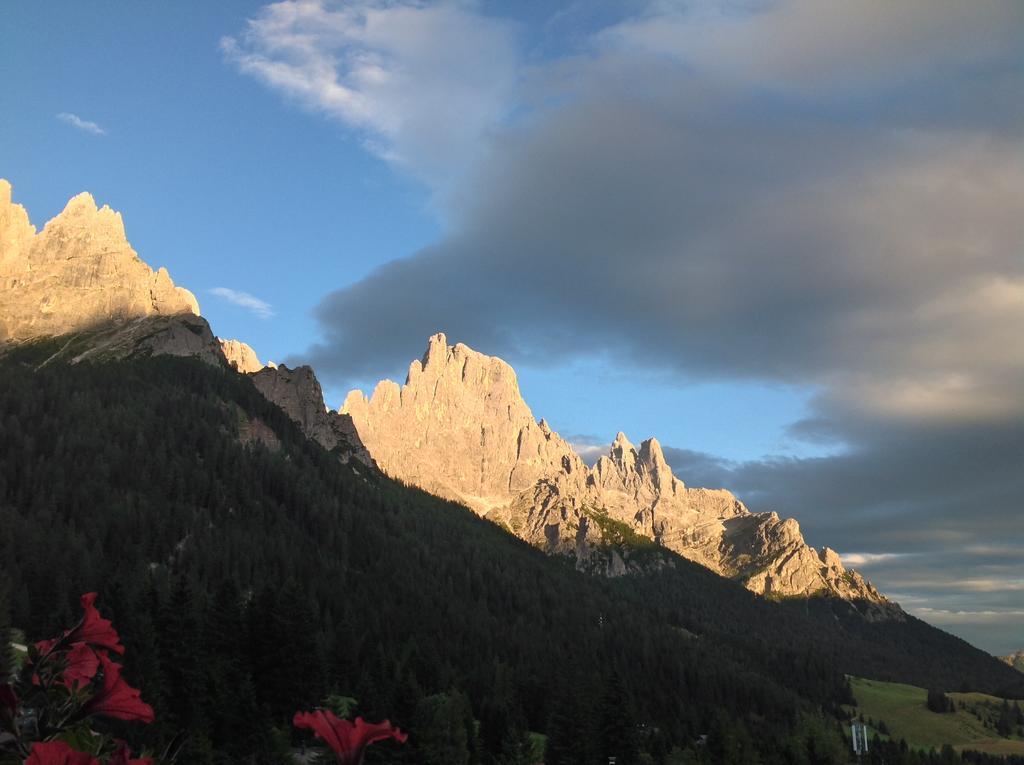 Hotel Jolanda San Martino di Castrozza Kültér fotó